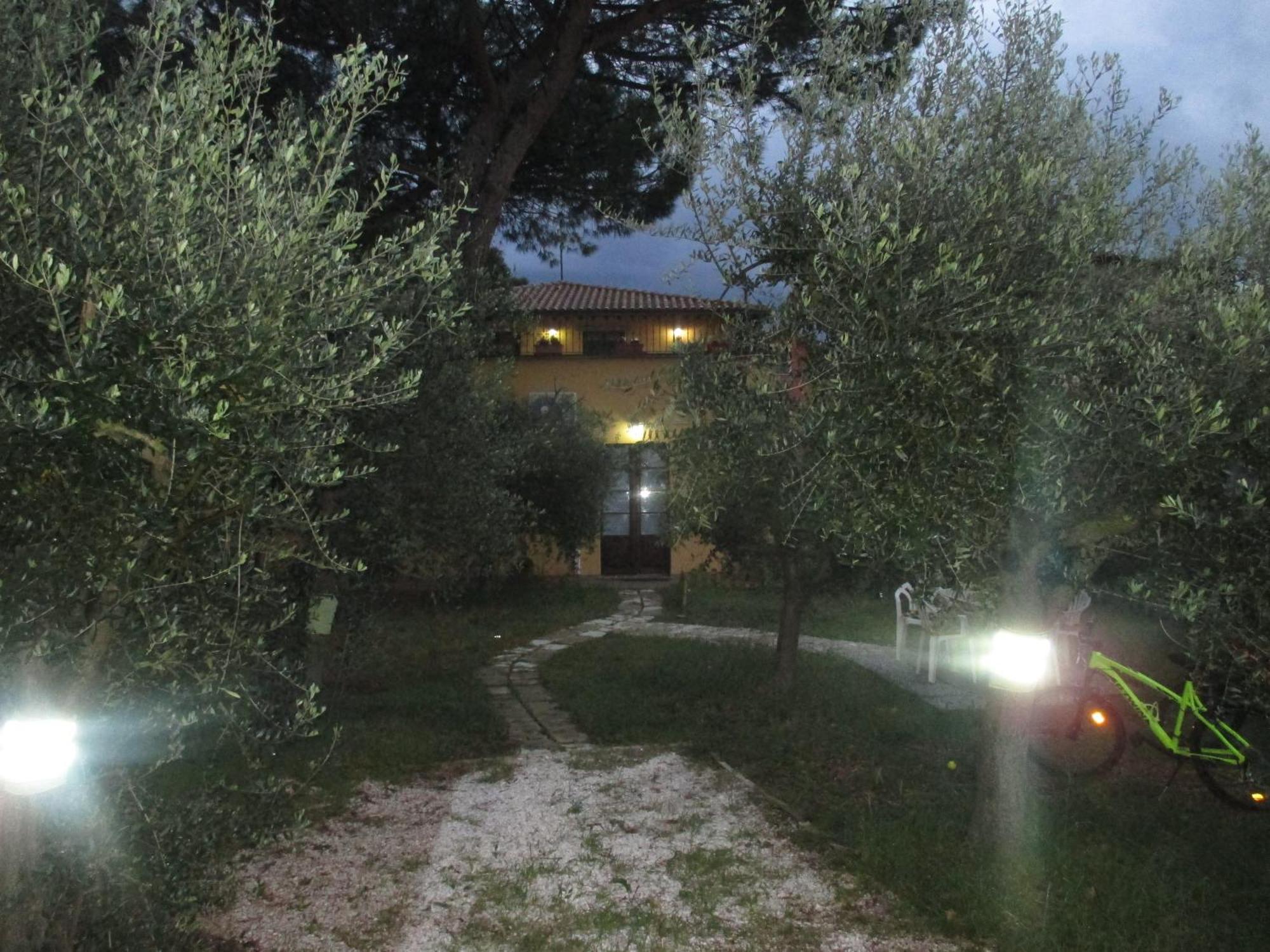 Relais"La Cappuccina" Rooms&Apartments Assisi Exterior foto